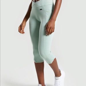 Gymshark Poise Cropped Legging